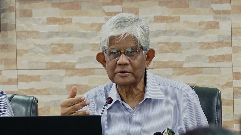 ব্যবসায়ীদের আস্থা ও বাণিজ্যে গতি বাড়ানোই মূল চ্যালেঞ্জ: অর্থ উপদেষ্টা